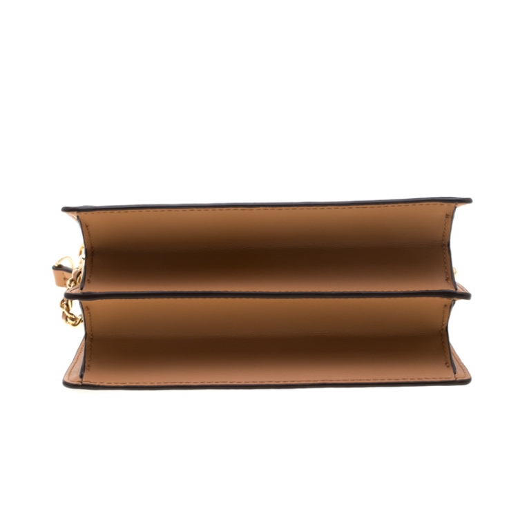 Pre Owned Tory Burch Beige Leather Robinson Shoulder Bag