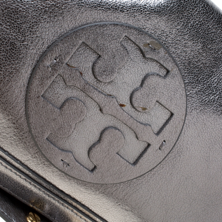 Pre Owned Tory Burch Metallic Silver Leather Reva Shoulder Bag
