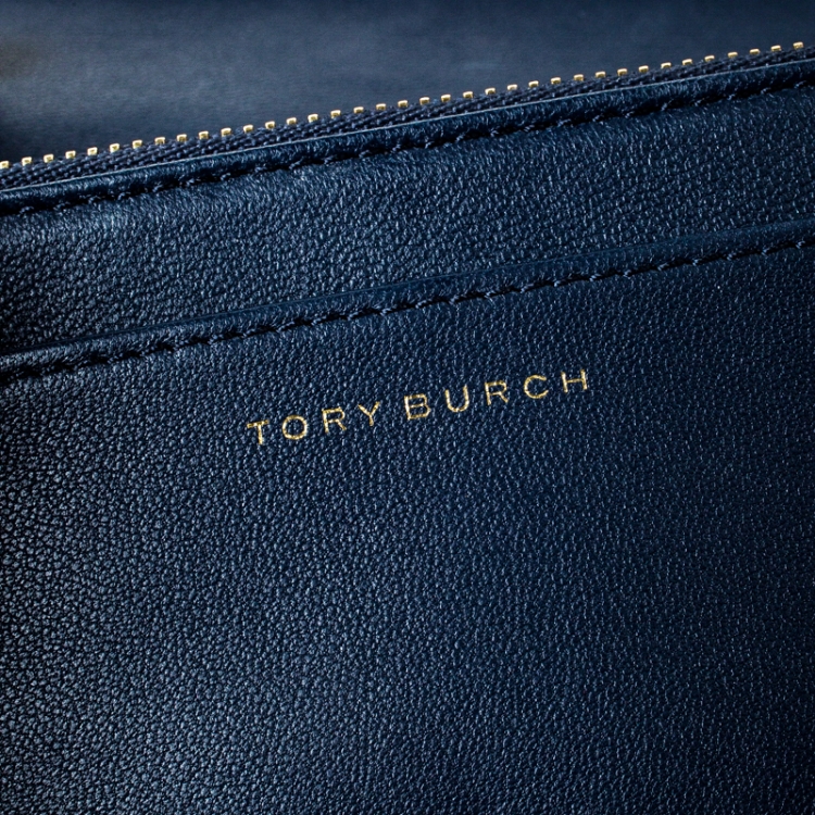 Pre Owned Tory Burch Navy Blue Quilted Leather Fleming Stud Crossbody Bag