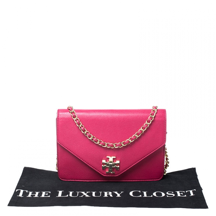 Pre Owned Tory Burch Fuchsia/Gold Leather Kira Envelope Flap Chain Bag