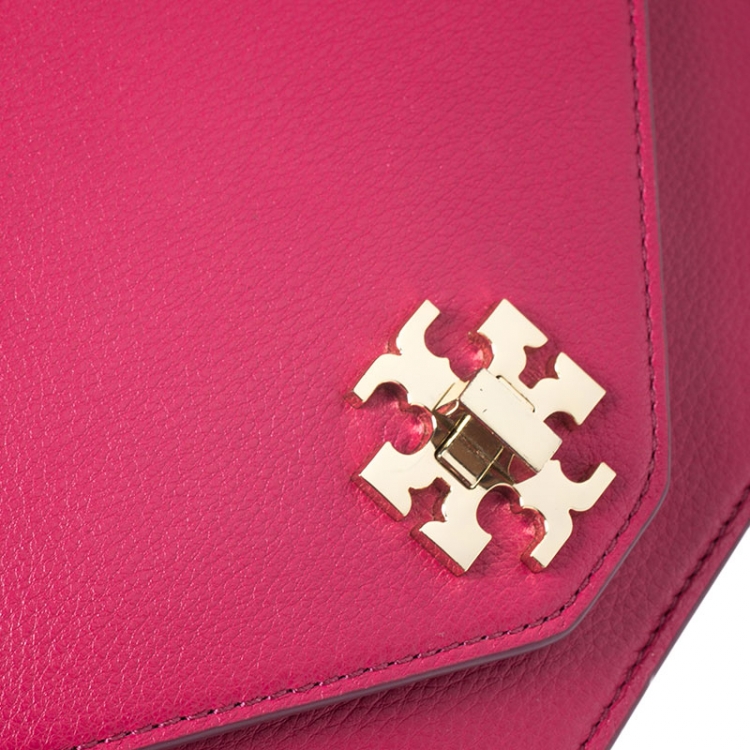 Pre Owned Tory Burch Fuchsia/Gold Leather Kira Envelope Flap Chain Bag