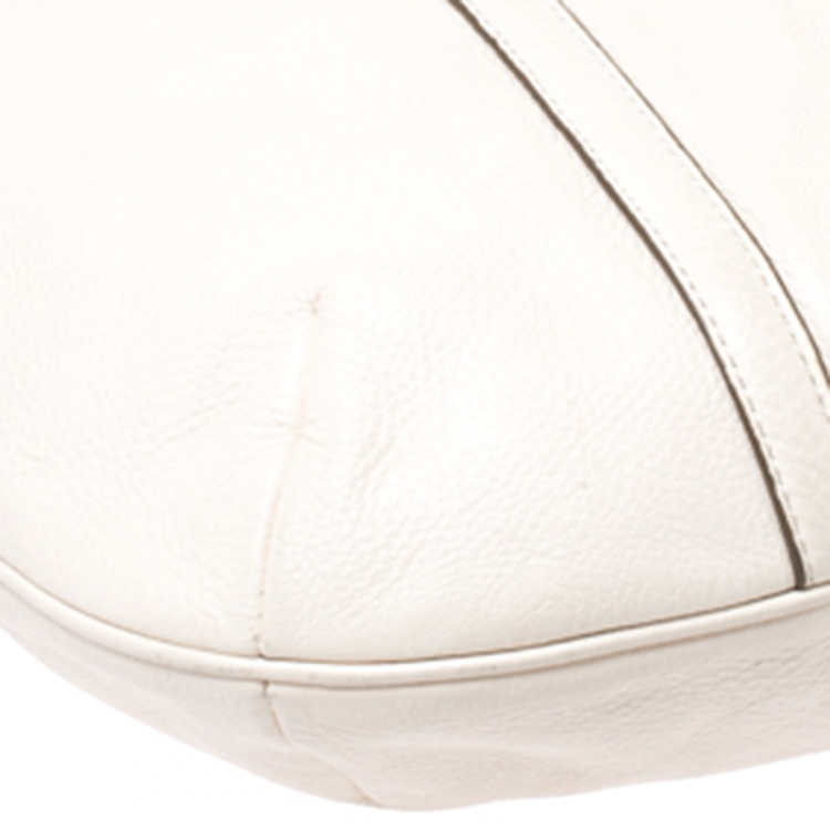 Pre Owned Tory Burch Off White Leather Amanda Flat Shoulder Bag