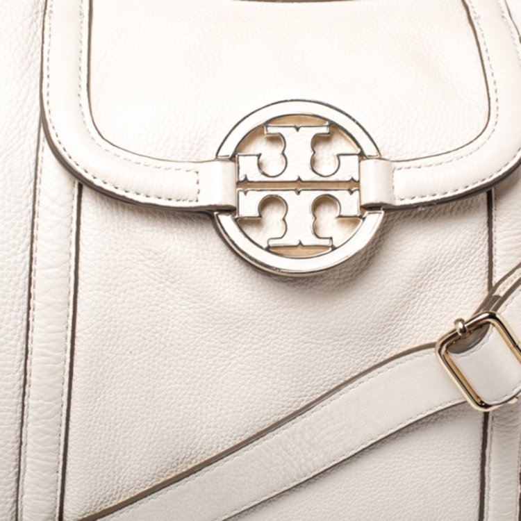 Pre Owned Tory Burch Off White Leather Amanda Flat Shoulder Bag