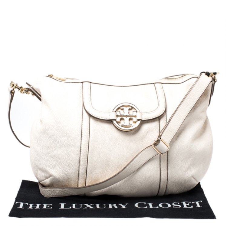 Pre Owned Tory Burch Off White Leather Amanda Flat Shoulder Bag