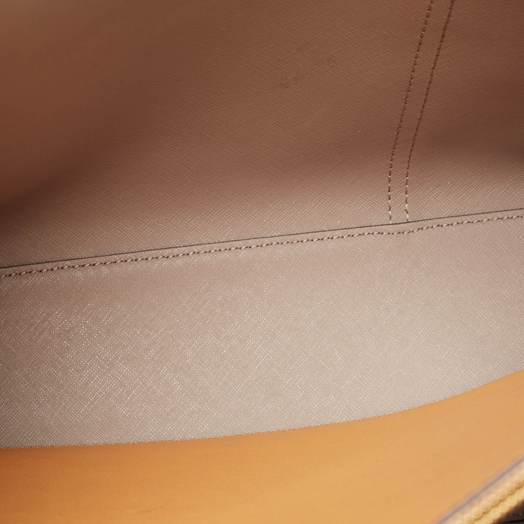 Pre Owned Tory Burch Green Leather Triple Compartment Perry Tote