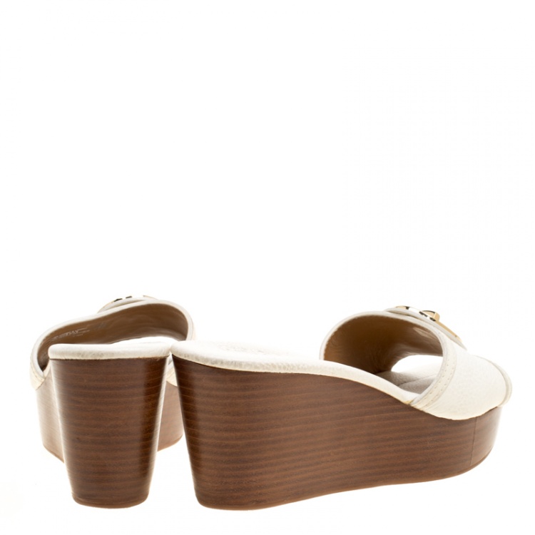 Pre Owned Tory Burch White Leather Selma Wedge Slides Size 36.5
