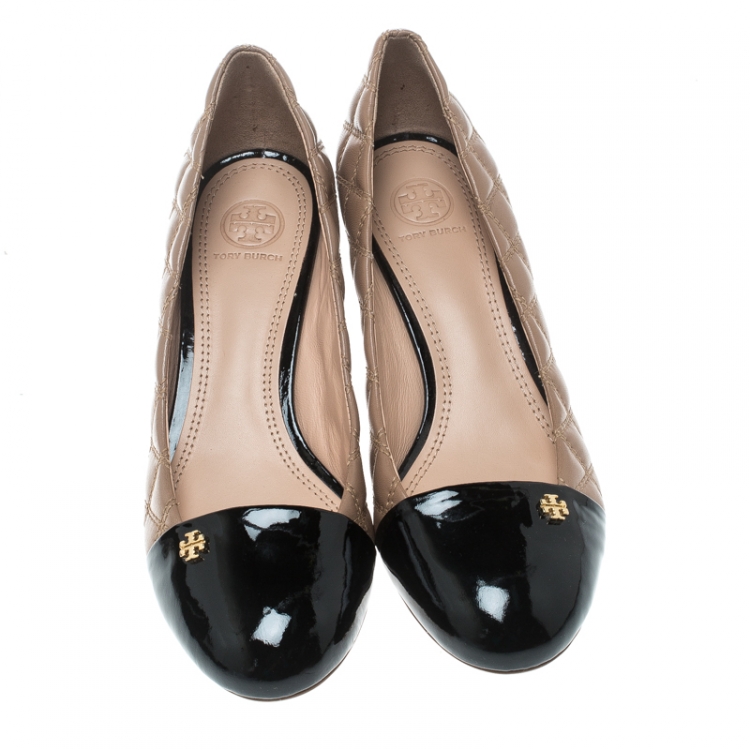 Pre Owned Tory Burch Beige/Black Leather Claremont Cap Toe Wedge Sandals Size 38.5