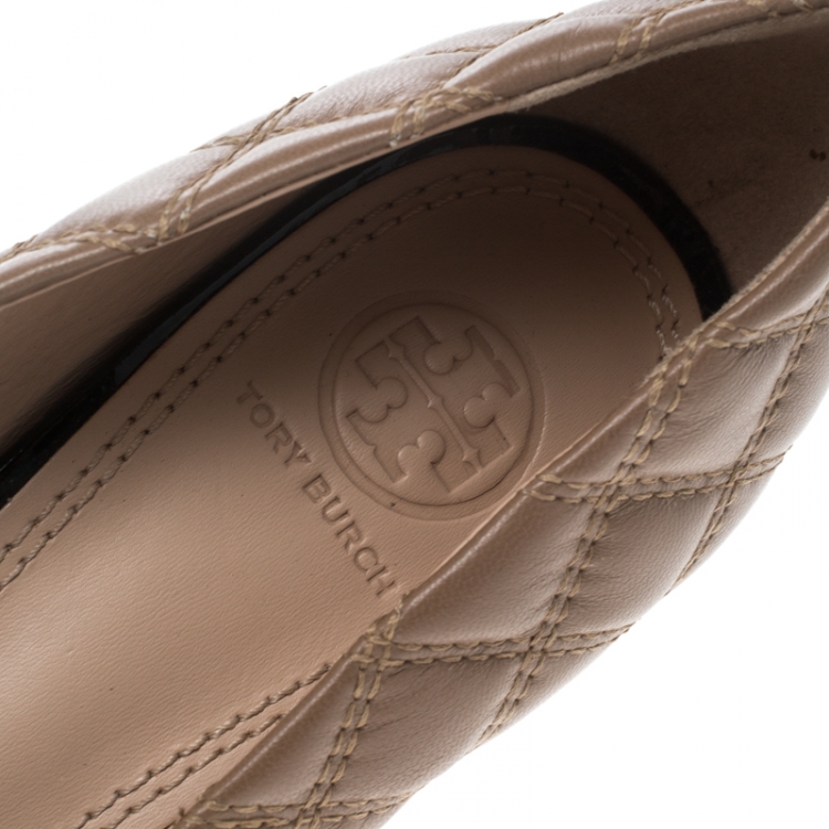 Pre Owned Tory Burch Beige/Black Leather Claremont Cap Toe Wedge Sandals Size 38.5