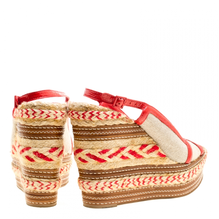 Pre Owned Tory Burch Beige/Red Canvas and Patent Leather Breacher Slingback Espadrille Wedge Sandals Size 39.5