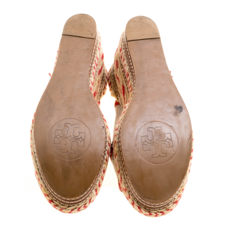 Pre Owned Tory Burch Beige/Red Canvas and Patent Leather Breacher Slingback Espadrille Wedge Sandals Size 39.5