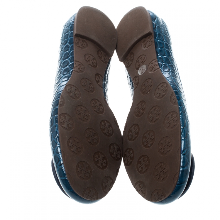 مملوكة مسبقًا Tory Burch Blue Patent Croc Embossed Leather Reva Scrunch Ballet Flats Size 38.5