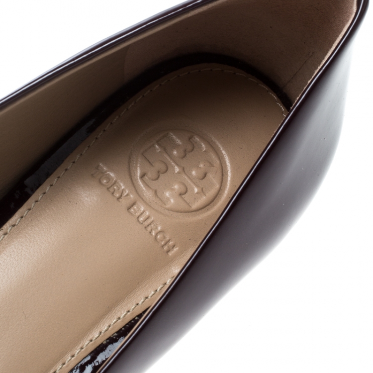 Pre Owned Tory Burch Burgundy Patent Leather Gigi Block Heel Pumps Size 39.5