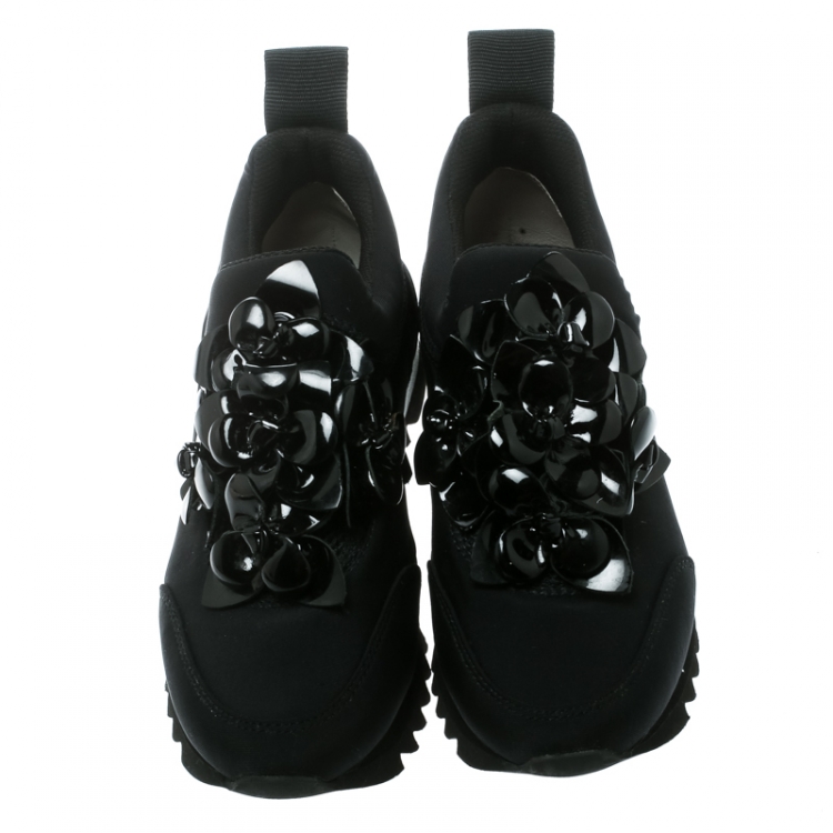 Pre Owned Tory Burch Black Neoprene Fabric Blossom Floral Detail Slip On Sneaker Size 37