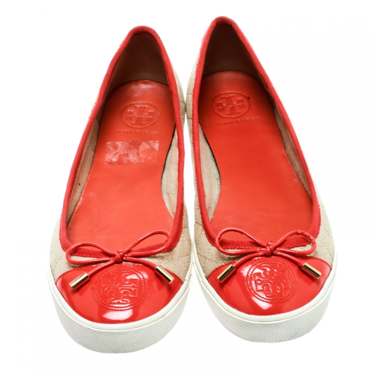 Pre Owned Tory Burch Beige Quilted Canvas And Orange Patent Leather Schuyler Ballet Flats Size 39.5