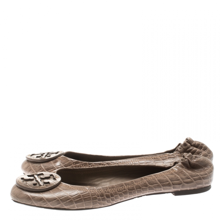 Pre Owned Tory Burch Beige Croc Embossed Leather Reva Scrunch Ballet Flats Size 39.5