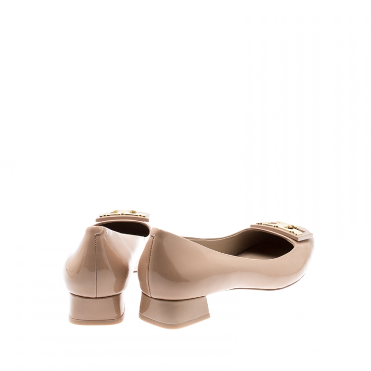 Pre Owned Tory Burch Beige Patent Leather Gigi Ballet Flats Size 39