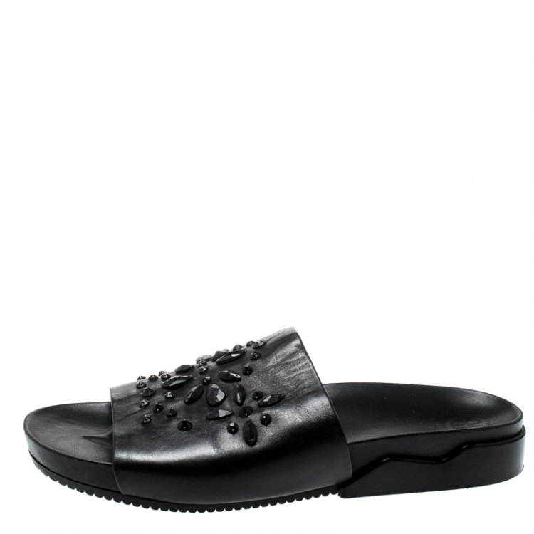 Pre Owned Tory Burch Black Leather Brae Crystal Embellished Slides Size 41