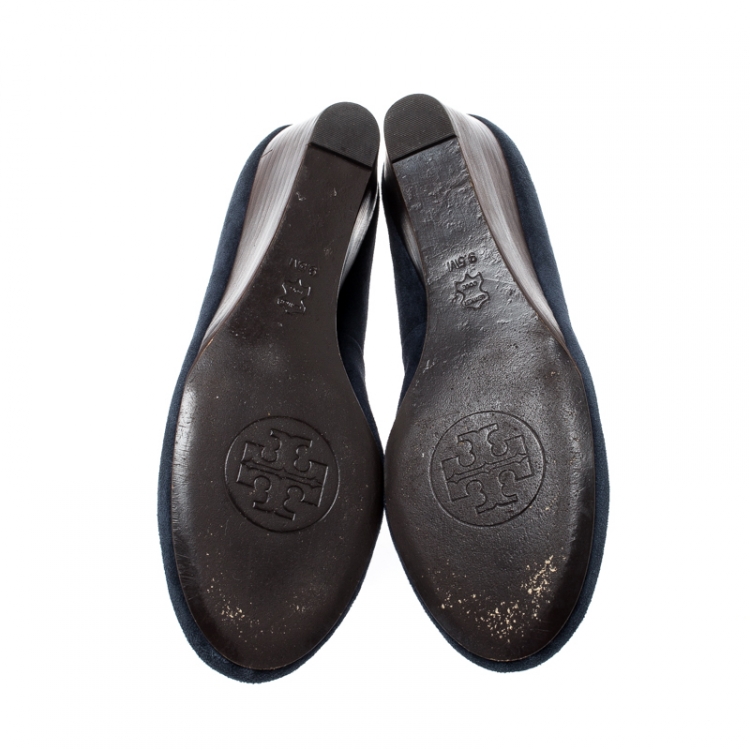 Pre Owned Tory Burch Blue Suede Wedge Pumps Size 39.5