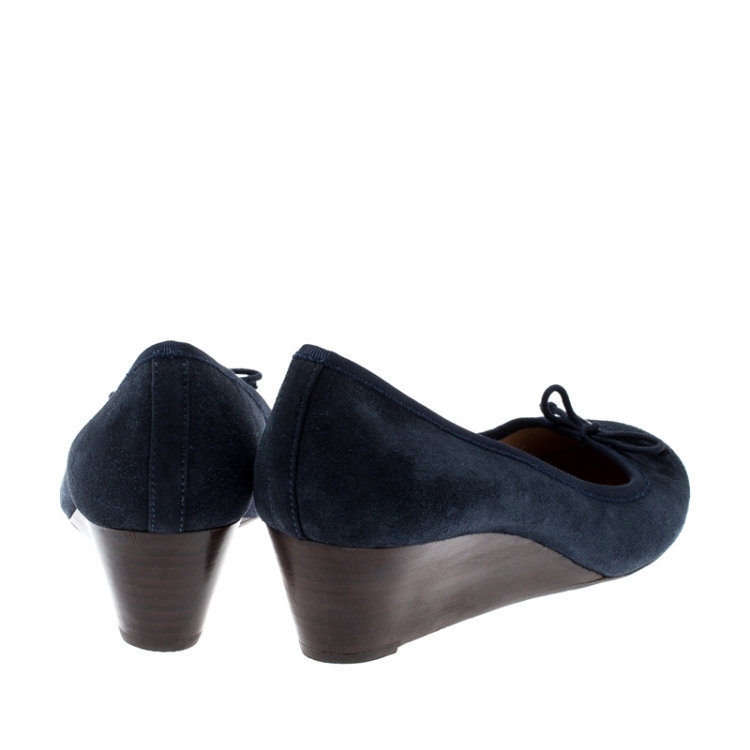 Pre Owned Tory Burch Blue Suede Wedge Pumps Size 39.5