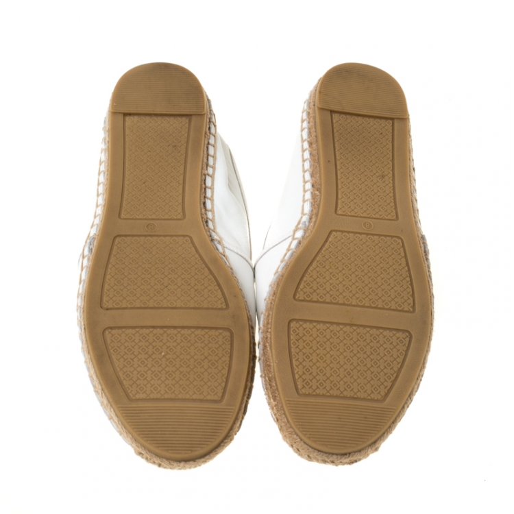 مملوكة مسبقًا  Tory Burch White Perforated Logo Leather Espadrilles Size 38