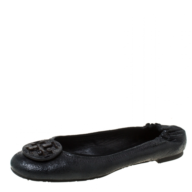 مملوكة مسبقًا Tory Burch Black Leather Reva Scrunch Ballet Flats Size 38