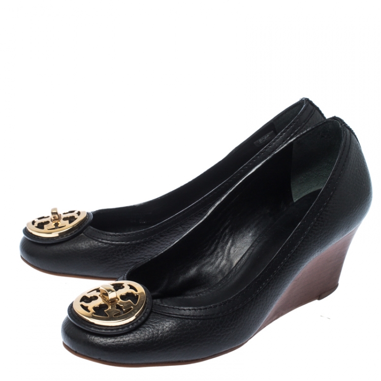 Pre Owned Tory Burch Black Leather Sophie Wedge Pumps Size 36