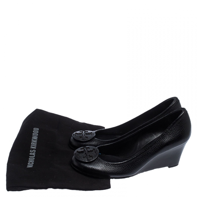 Pre Owned  Tory Burch Black Leather Sophie Wedges Pumps Size 38