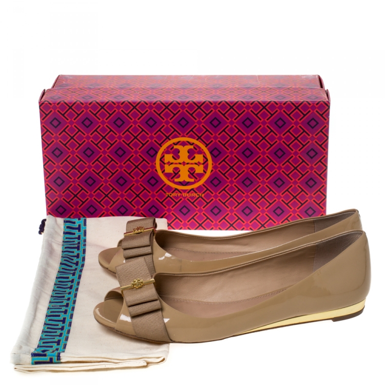 Pre Owned Tory Burch Beige Patent Leather Trudy Bow Ballet Flats Size 38.5