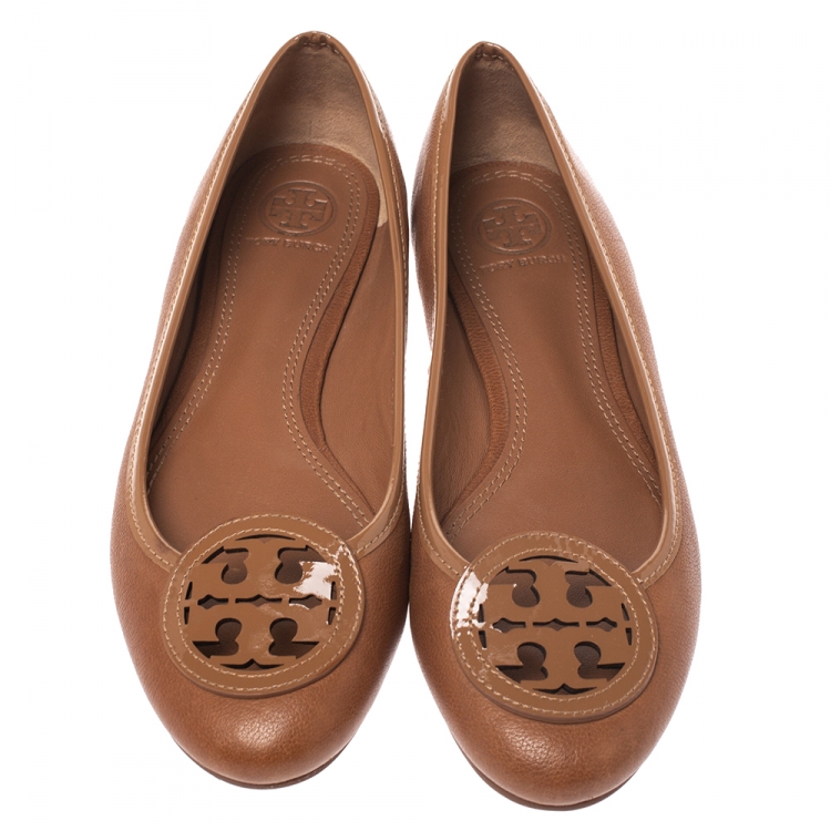 Pre Owned Tory Burch Brown Leather And Patent Logo Bow Ballet Flats Size 37