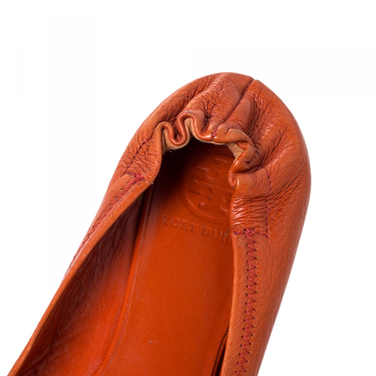 Pre Owned Tory Burch Orange Leather Reva Scrunch Ballet Flats Size 37