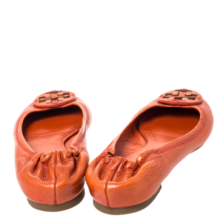 Pre Owned Tory Burch Orange Leather Reva Scrunch Ballet Flats Size 37