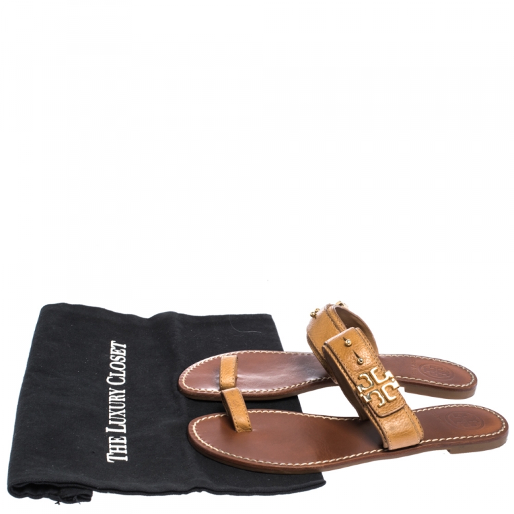 Pre Owned Tory Burch Brown Leather Logo Embellished Toe Ring Sandals Size 38
