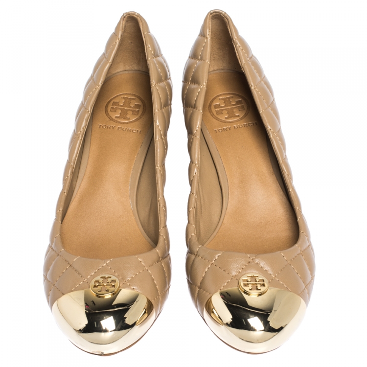 Pre Owned Tory Burch Beige Quilted Leather Kaitlin Cap Toe Pumps Size 38
