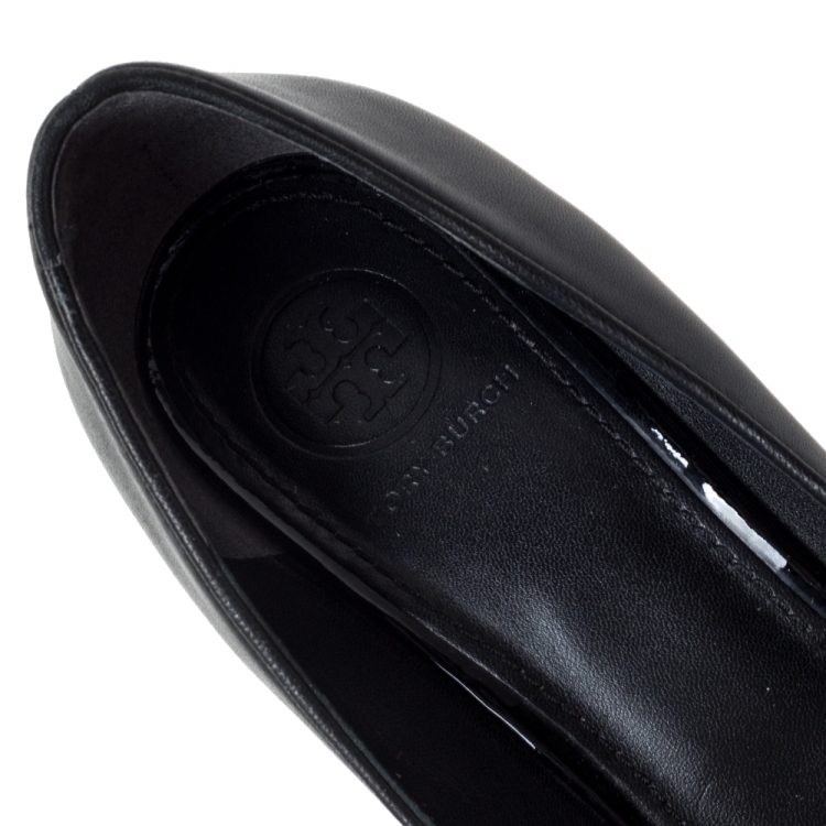 Pre Owned Tory Burch Black Leather Reva Cap Toe Wedge Pumps Size 37.5