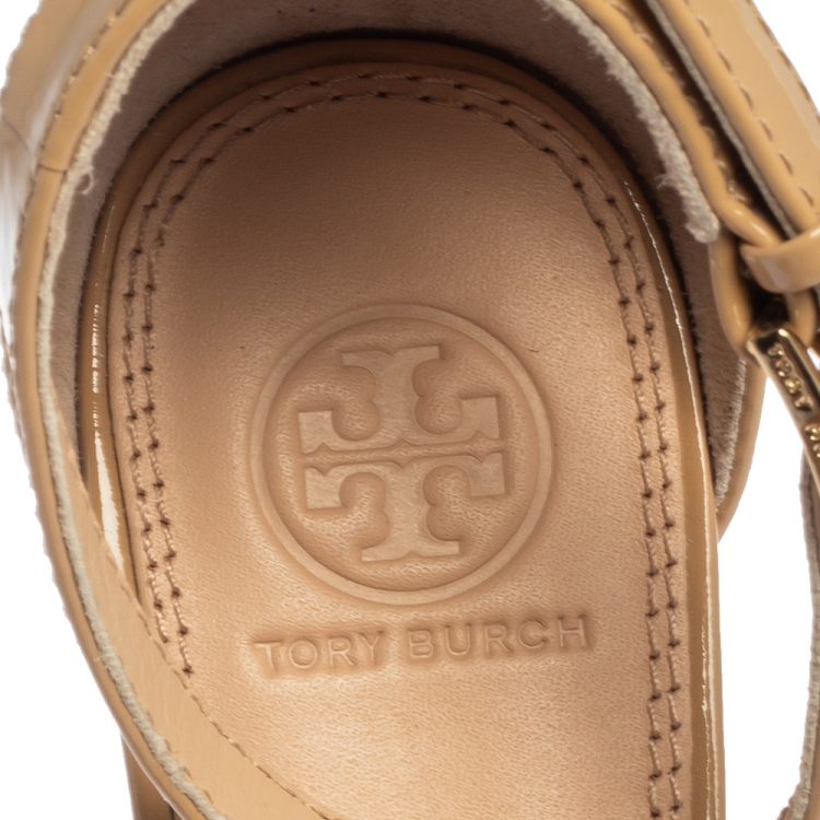 Pre Owned Tory Burch Beige Patent Leather And Canvas Bow Block Heel Ankle Strap Sandals Size 39