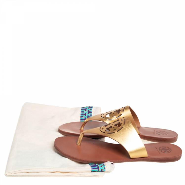 Pre Owned Tory Burch Gold Leather Thong Flats Sandals Size 37.5