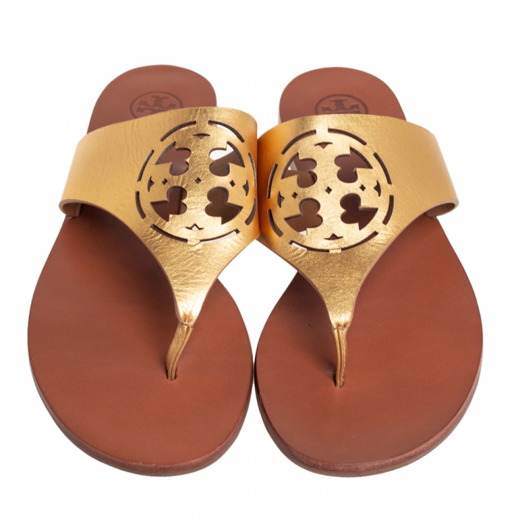 Pre Owned Tory Burch Gold Leather Thong Flats Sandals Size 37.5