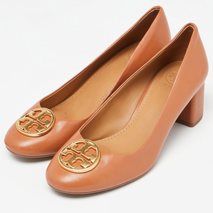 مملوكة مسبقًا Tory Burch Brown Leather Benton Pumps Size 37