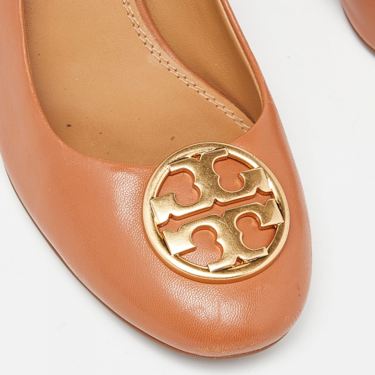مملوكة مسبقًا Tory Burch Brown Leather Benton Pumps Size 37
