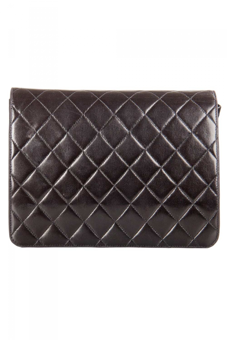 Pre Owned Chanel Black Quilted Leather Small Vintage Classic Single Flap Bag
