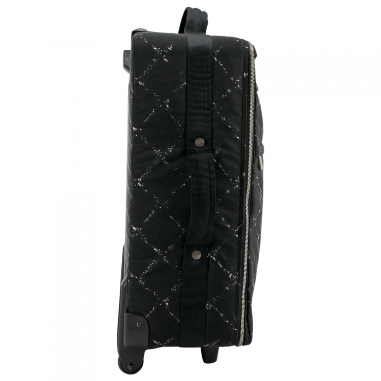مملوكة مسبقًا Chanel Black Nylon Old Travel Line Rolling Suitcase