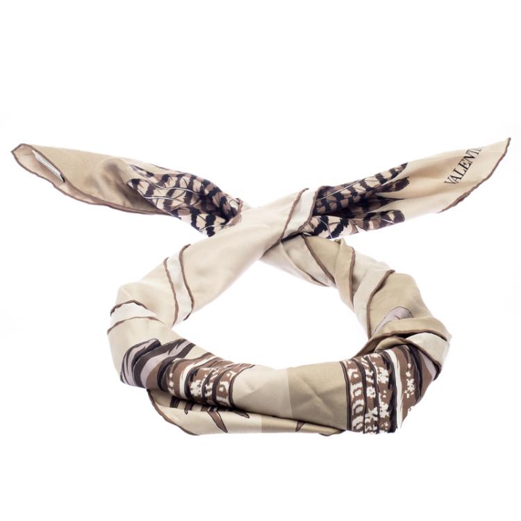 Pre Owned Valentino Beige Eagle Printed Silk Square Scarf