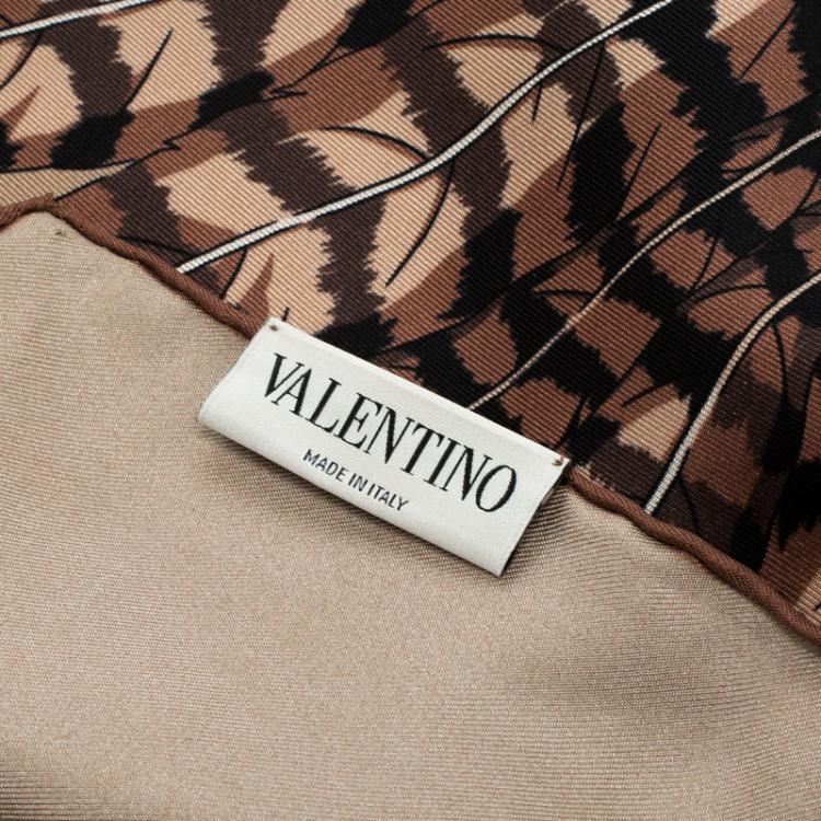 Pre Owned Valentino Beige Eagle Printed Silk Square Scarf