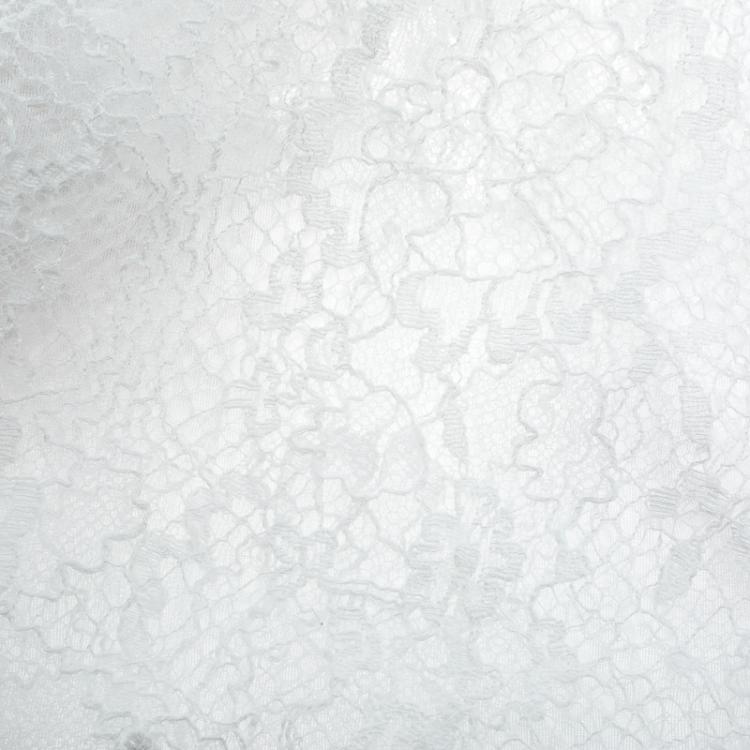 Pre Owned Valentino White Crinkled Cotton Scalloped Lace Detail Scarf