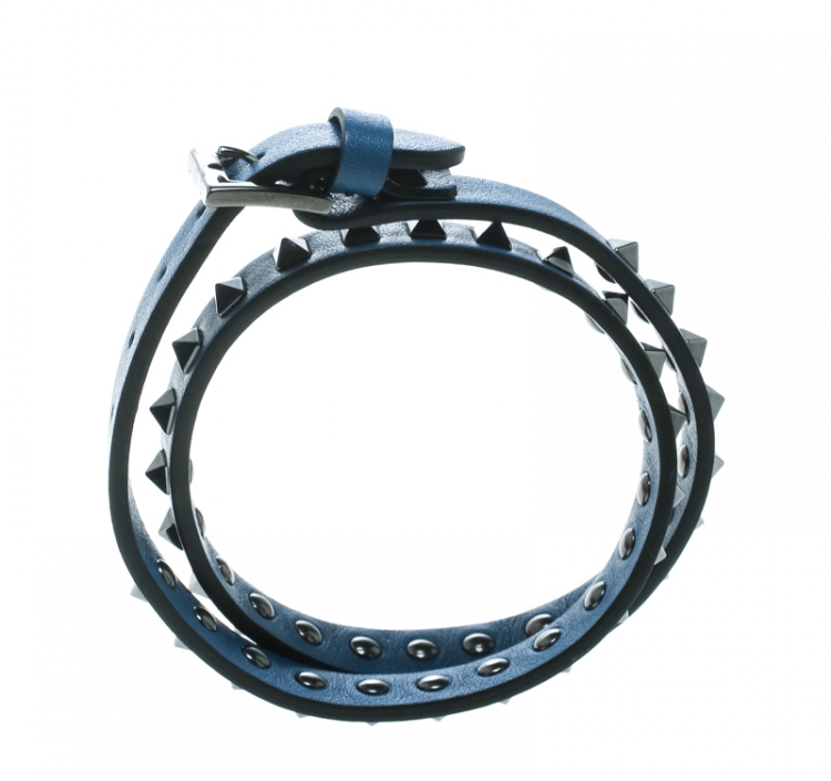 Pre Owned Valentino Rockstuds Blue Leather Gunmetal Tone Double Wrap Bracelet