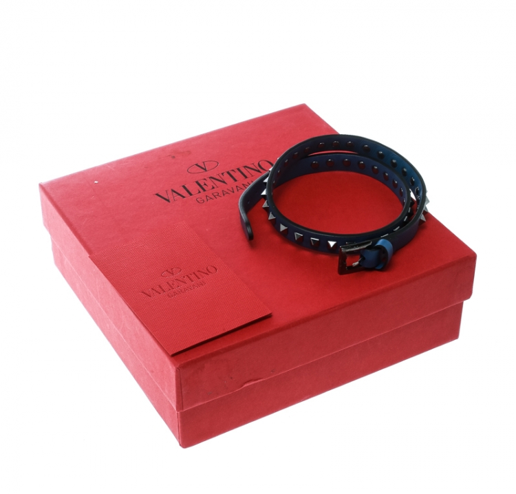 Pre Owned Valentino Rockstuds Blue Leather Gunmetal Tone Double Wrap Bracelet
