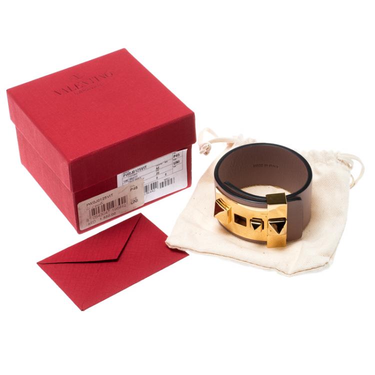 Pre Owned Valentino Poudre Leather B Rockstud Wide Bracelet