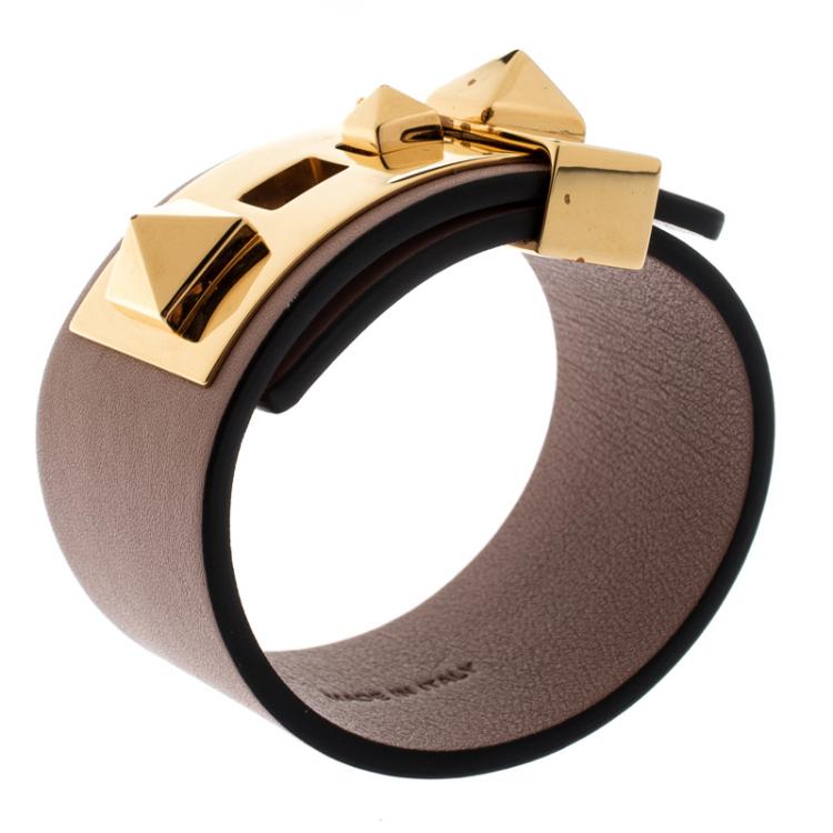 Pre Owned Valentino Poudre Leather B Rockstud Wide Bracelet