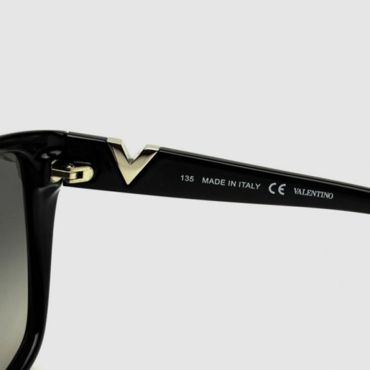 Pre Owned Valentino Black V624S Womens Sunglasses