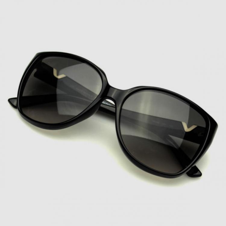 Pre Owned Valentino Black V624S Womens Sunglasses